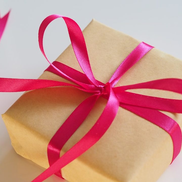 Kraft gift box with ribbon